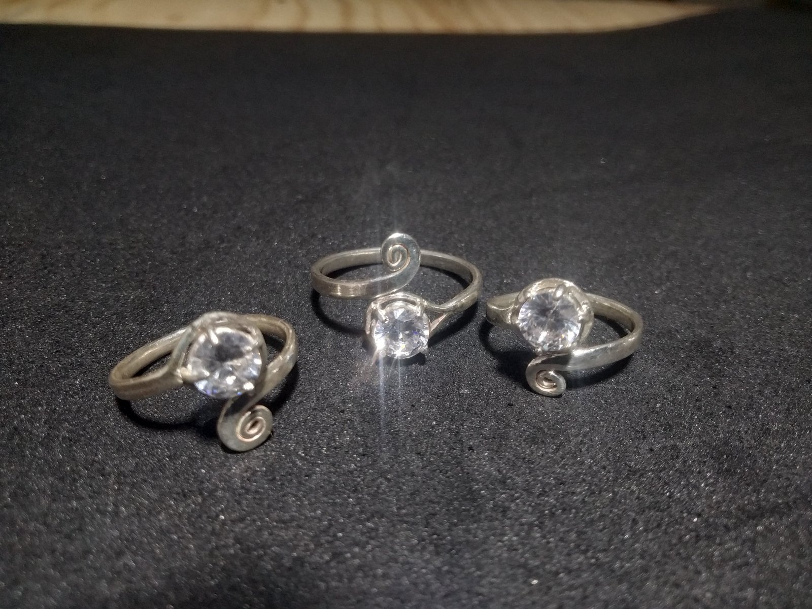 Anel Prata Ajustável Zircônia 6mm Garras - Imagem 3